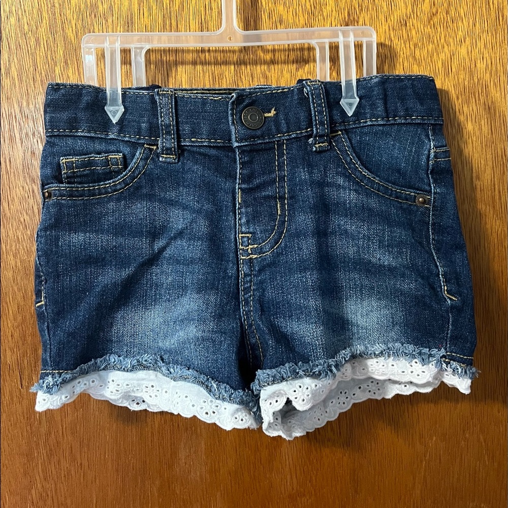 Cat & Jack Toddler Girl Jean Lace-Hem shorts. Size 3T